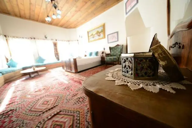 Sultan Oda, Dağ Manzaralı
