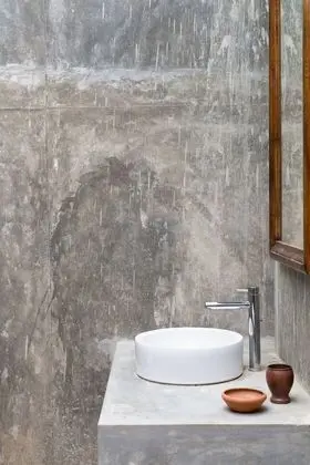 Deluxe Tek Büyük Yataklı Oda, Avlu Manzaralı