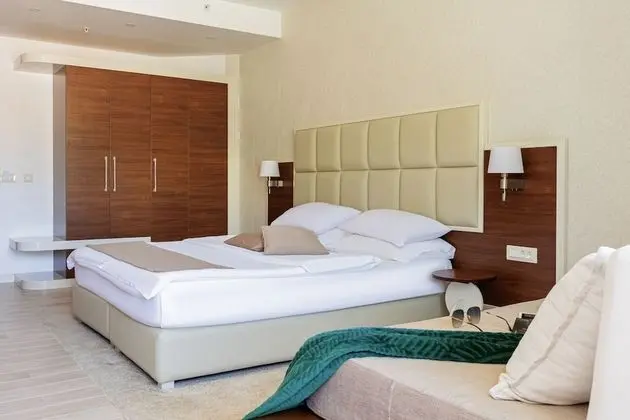 Standard Tek Büyük veya İki Ayrı Yataklı Oda, 1 Yatak Odası, Balkon