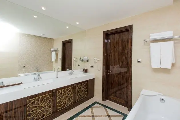 Standard Tek Büyük veya İki Ayrı Yataklı Oda, Bahçe Manzaralı