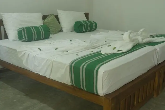 Deluxe Tek Büyük veya İki Ayrı Yataklı Oda, Sigara İçilmez, Bahçe Manzaralı