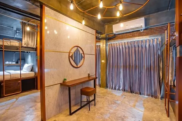 8-Bed in Mixed Dormitory
