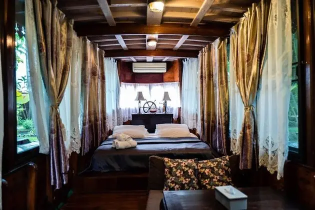 Honeymoon Süit, Bahçe Manzaralı