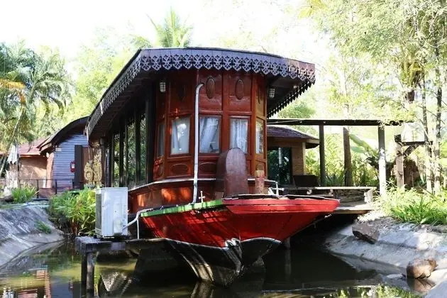 Honeymoon Süit, Bahçe Manzaralı