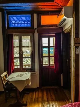 Standart Oda, Dağ Manzaralı