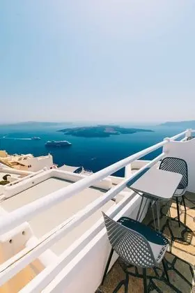 Tek Büyük Yataklı Oda (Caldera View)