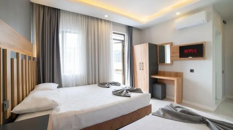 Standart Oda, Sokak Manzaralı