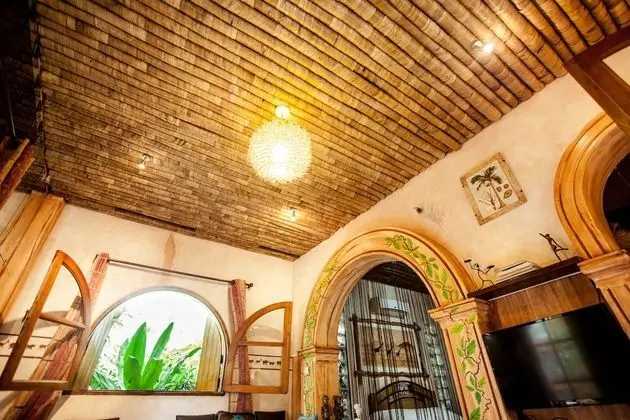 Signature Süit, 1 Büyük (Queen) Boy Yatak, Bahçeli