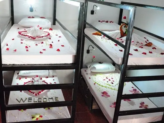 Ortak Ranzalı Oda, Sadece kadınlar için