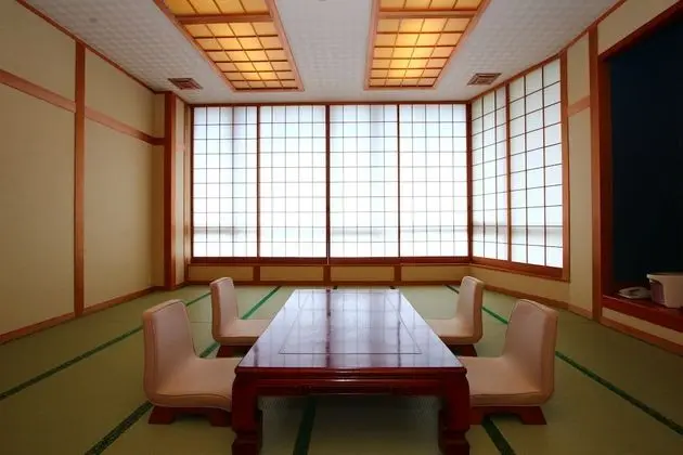 Traditional Oda (Japanese Style for 6 Guests)