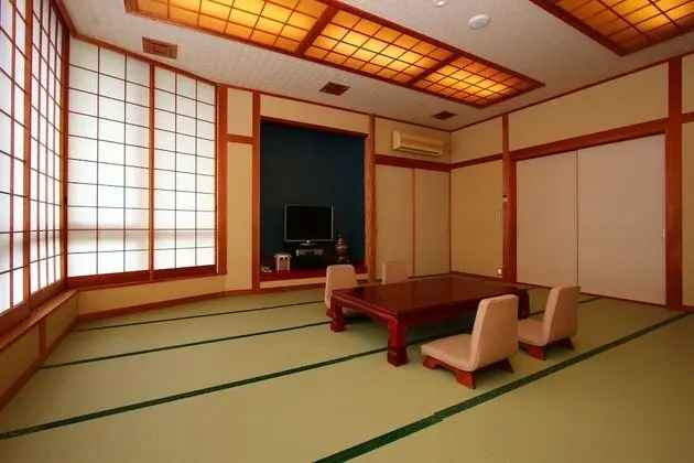 Traditional Oda (Japanese Style for 6 Guests)