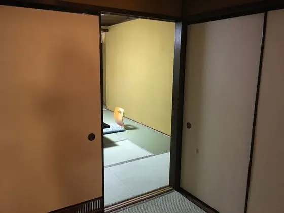 Traditional Oda, Göl Manzaralı (Japanese Style, For 5 People)