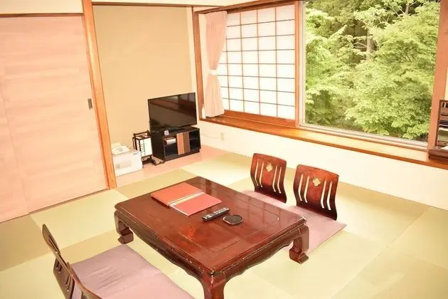 Traditional Oda, Sigara İçilmez (Japanese)