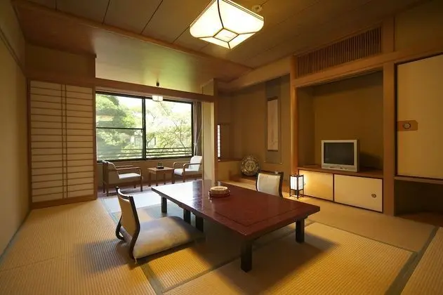 Traditional Oda (Japanese Style)
