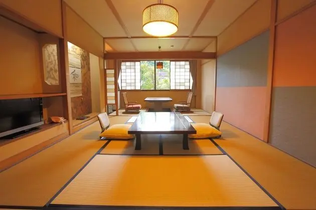 Traditional Oda (Japanese Style)