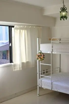 Ortak Ranzalı Oda, Sadece kadınlar için (for 2 People)