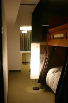 Ortak Ranzalı Oda, Sadece kadınlar için (for 4 People )
