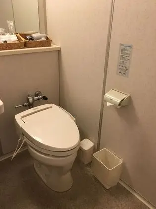 Tek Kişilik Oda, Sigara İçilmez, Şehir Manzaralı