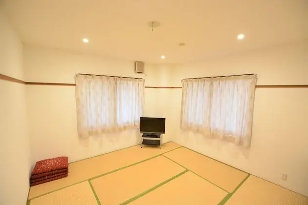 Standard Oda, Sigara İçilmez, Ortak Banyo (Japanese Style)