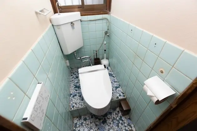 Ev (Private Vacation Home, Room 1)
