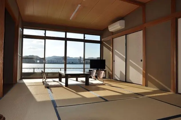 Traditional Oda, Sigara İçilmez