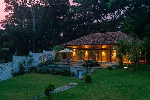 KK Luxury Pool Villa - Kumbuk
