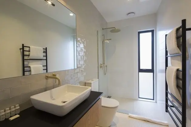 Luxury Villa, 4 Yatak Odası, Göl Manzaralı