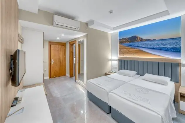 https://images.odamax.com/img/1024x768/odamax/image/upload/Kahya_Otel_202511111524090_B_Block_Rooms_Land_Pool_Views_3_.jpg