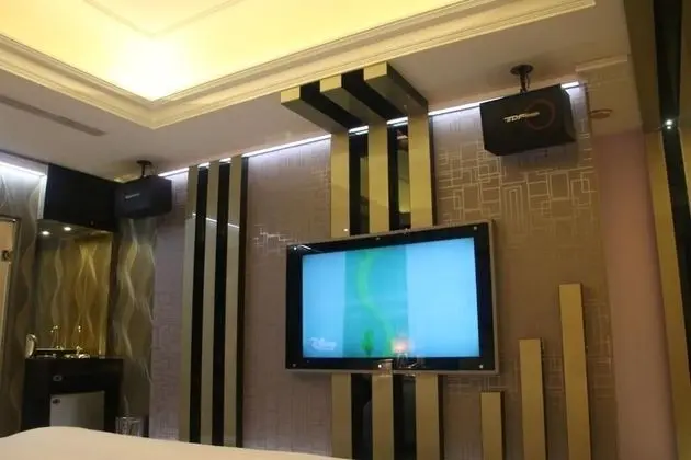 Standard Tek Büyük Yataklı Oda (check-in after 19:00)