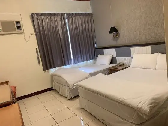 Üç Kişilik Oda