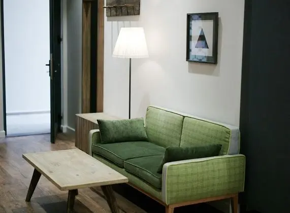 Business Stüdyo (Quiet Studio)