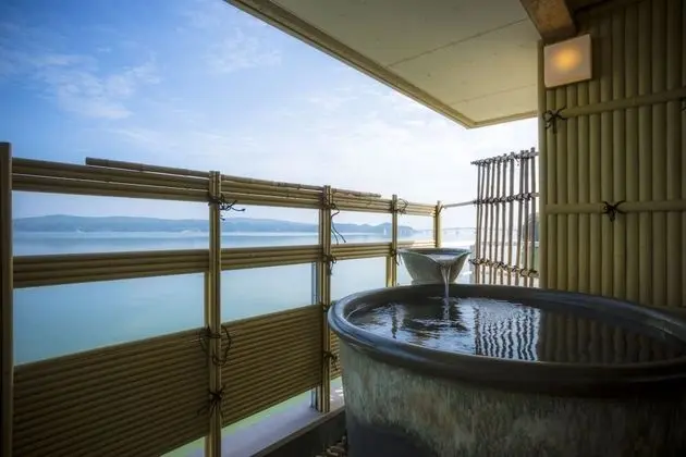 Traditional Oda, Sigara İçilmez, Okyanus Manzaralı (Open Air Bath (No Mineral))