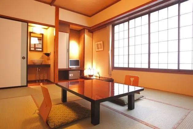 Economy Oda (Japanese Style, Shared Bathroom)