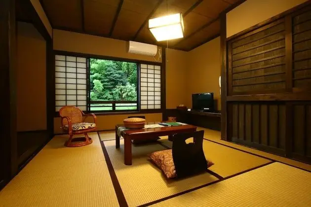 Traditional Oda, Ortak Banyo (Japanese Style for 3 Guests)