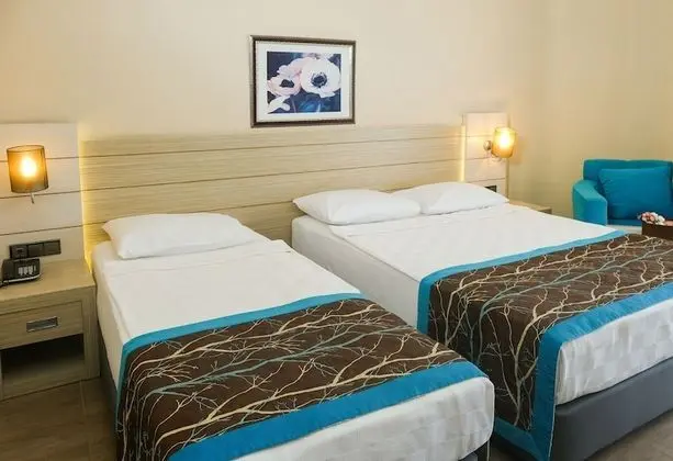 Standart Aile Odası