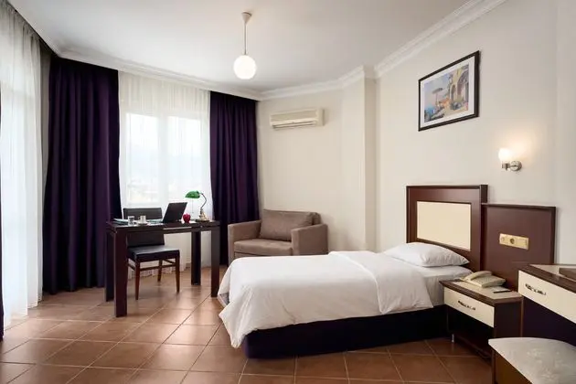 https://images.etstur.com/imgproxy/resize/2560x1440/files/images/hotelImages/etsrooms/405/Kaila_City_Hotel_20250514160910_4.jpg