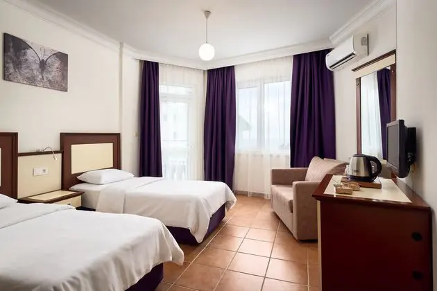 https://images.etstur.com/imgproxy/resize/2560x1440/files/images/hotelImages/etsrooms/405/Kaila_City_Hotel_20250514160910_7.jpg