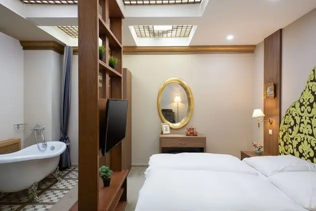 Deluxe Tek Büyük Yataklı Oda, Küvet