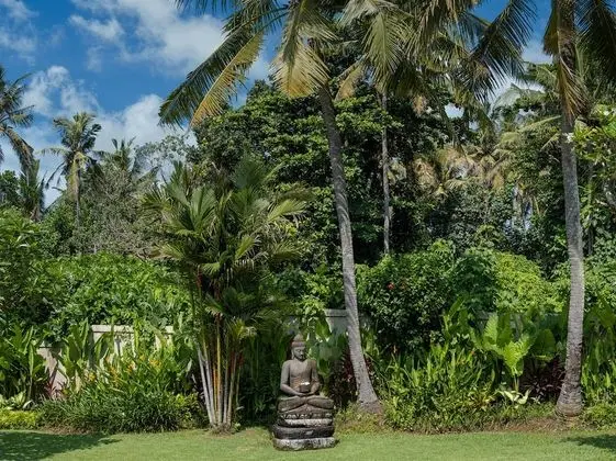 Villa (Kailasha)