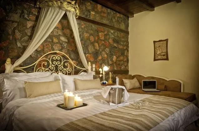 Comfort Tek Büyük Yataklı Oda