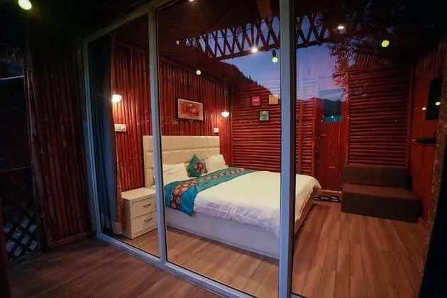 Luxury Tek Büyük Yataklı Oda