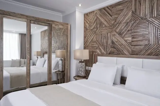 Superior Double Room with Side Sea View