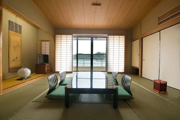 Traditional Oda, Ortak Banyo (Japanese Style, for 6 guests)