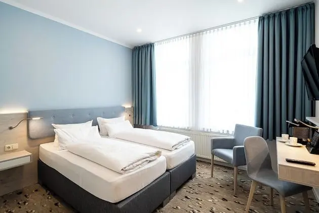 Comfort Tek Büyük Yataklı Oda