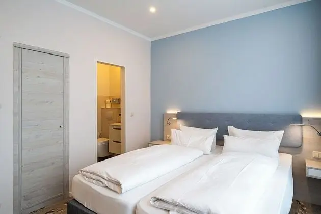 Comfort Tek Büyük Yataklı Oda