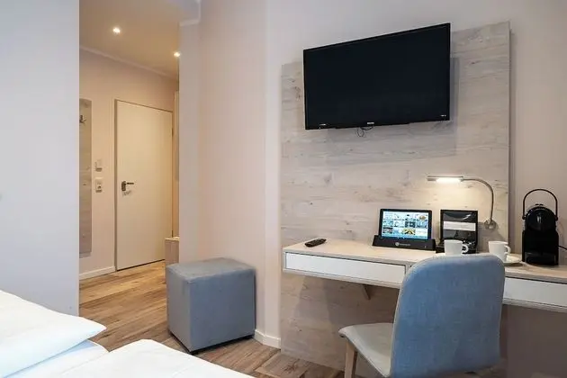 Comfort Tek Büyük Yataklı Oda