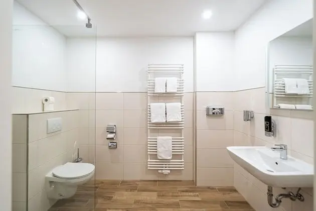 Comfort Tek Büyük Yataklı Oda