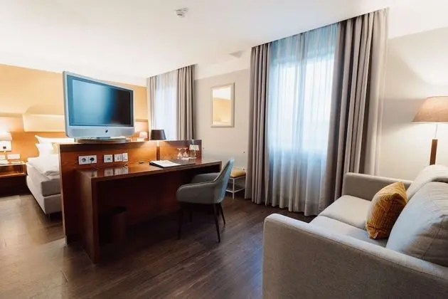 Deluxe Tek Büyük Yataklı Oda