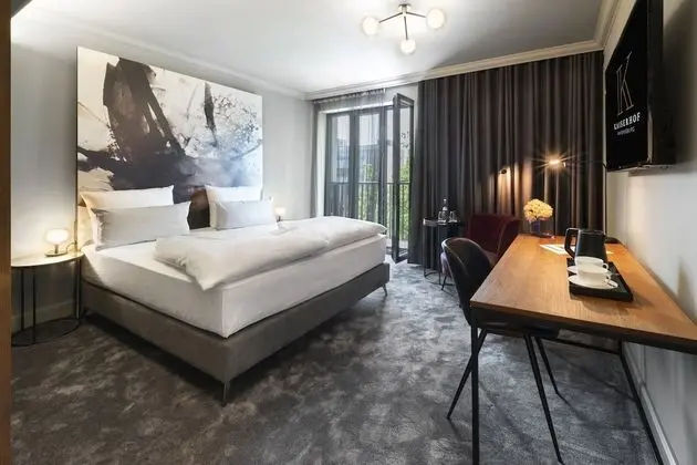 Classic Tek Büyük Yataklı Oda