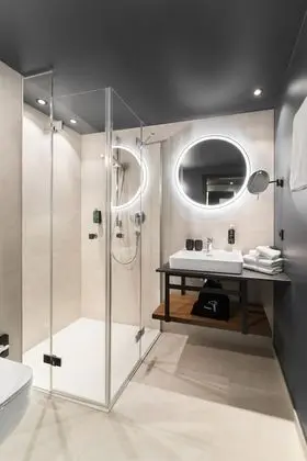 Classic Tek Büyük Yataklı Oda